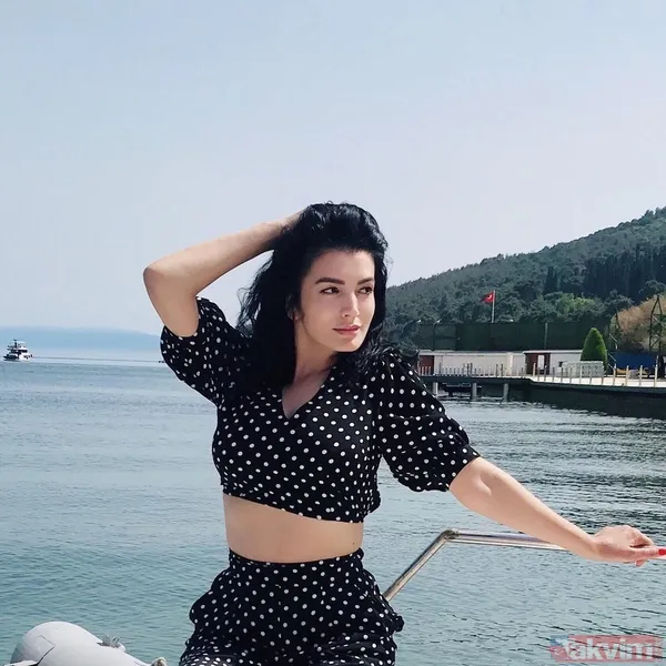 Aleyna Tilki'nin annesi Havva Öztel kızını solladı! Gören dönüp bir daha baktı son haline övgü yağdı - 3