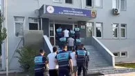Turist otobüsüne saldırıp şoförü yaraladılar!