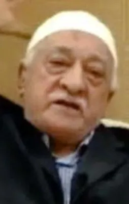 "Abi soruları verdikten sonra yemin ettirdi"