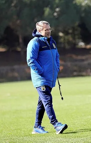 Fenerbahçe Teknik Direktörü Ersun Yanal: Baskı yap hataya zorla