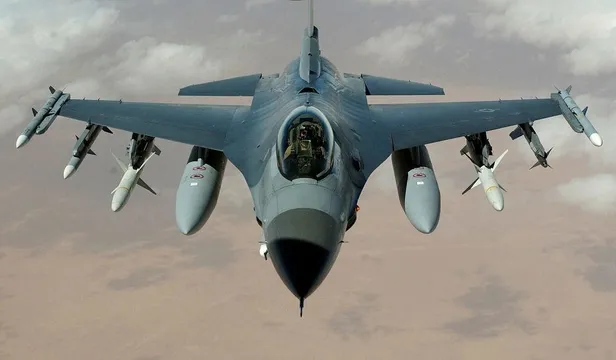 eski-yunanistan-genelkurmay-baskani-ve-savunma-bakani-evangelos-apostolakis-turkiyenin-abdden-f-16-alacagini-d-1668454862306.jpeg Eski Yunanistan Genelkurmay Başkanı ve Savunma Bakanı Evangelos Apostolakis Türkiye’nin ABD’den F-16 alacağını duyurdu-4