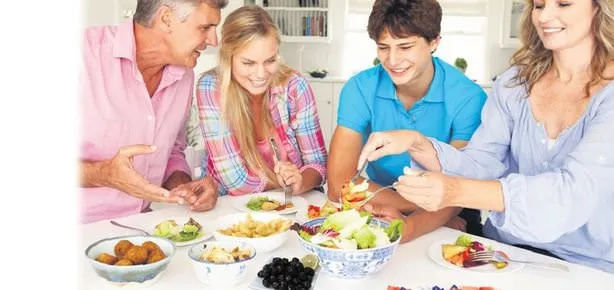 Hurmayı bırak zeytinle oruç aç