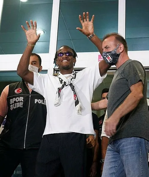 Beşiktaşlı taraftarlara müjde! Michy Batshuayi, İstanbul'da-4