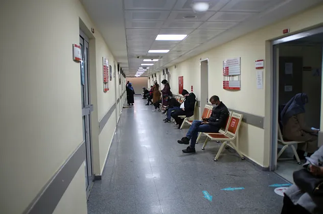 Koronavirüs vakaları arttı, hastanelerde yeni dönem başladı! Bugün bir milat...