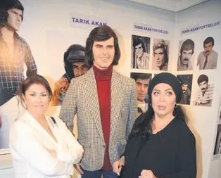 Duygusal poz
