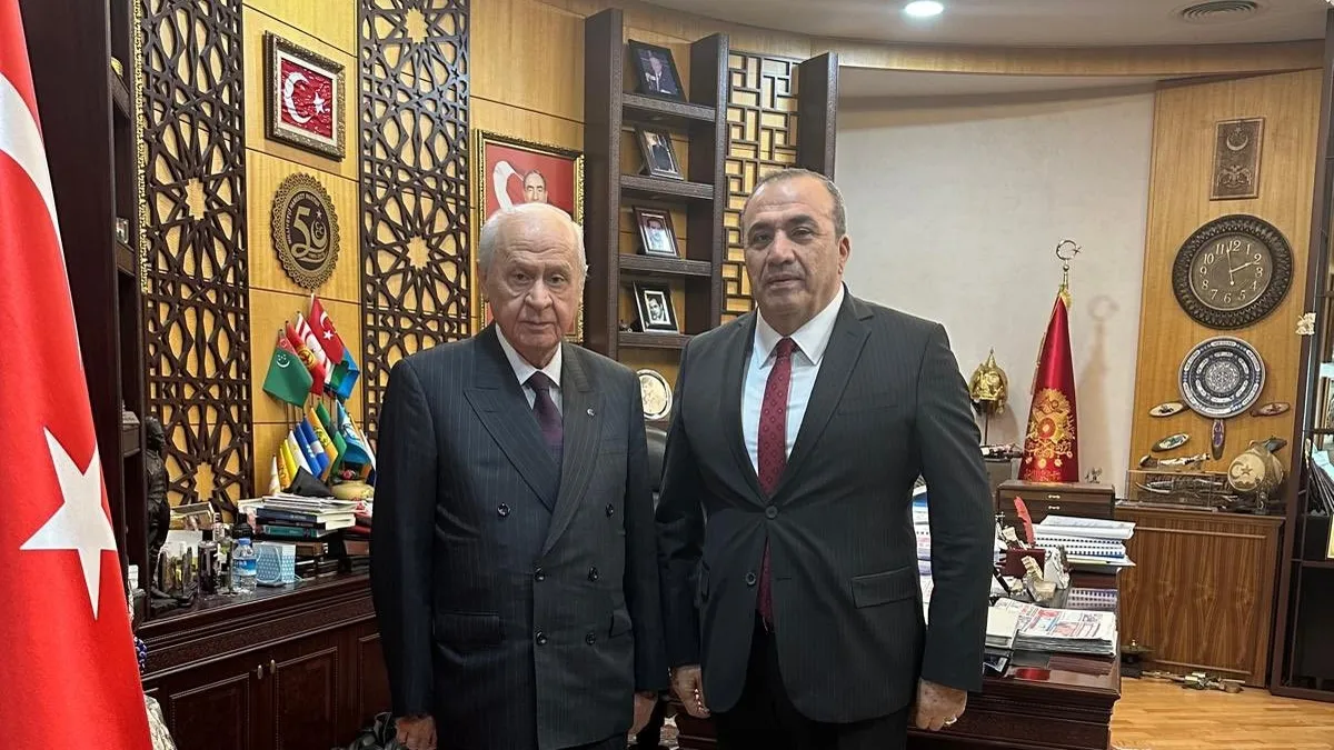 MHP, CHP'ye Sert Tepki: Yerli Markalara Boykot Çağrısı Vatan Hainliği mi?