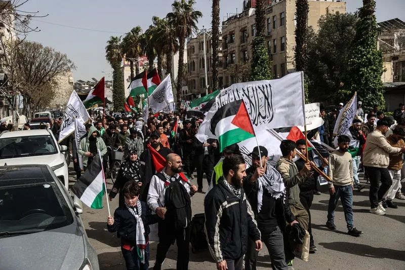 Suriye'nin başkenti Şam’da bombalı saldırı girişimi: 5 kişi gözaltında-2