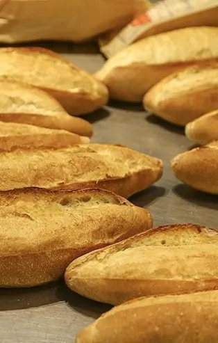 İzmir'de ekmeğe zam: 200 gram ekmek fiyatı 1.80 TL oldu