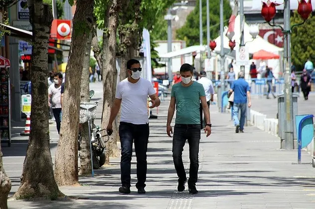O illerde maskesiz sokağa çıkmak yasaklandı