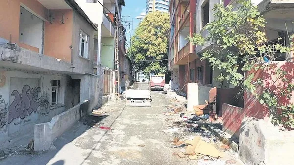 1 yıldır süren çalışmalarda önemli aşama kat edildi: Fikirtepe konutlarında daire teslimleri yüzde 85 oranında yapıldı-2