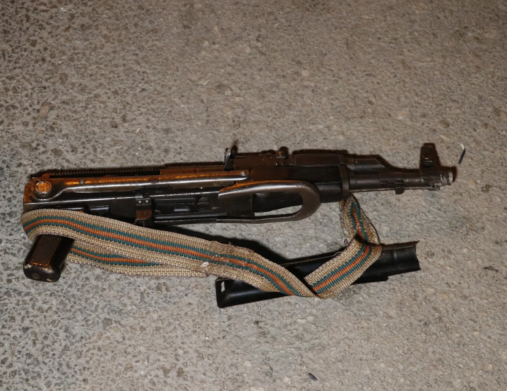 Kalaşnikofla cinayet işleyeceklerdi!