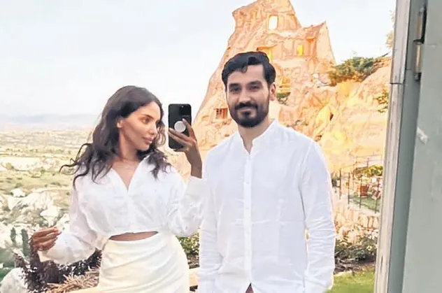Mayısta evlenen İlkay Gündoğan ve Sara Arfaoui balayı için Türkiye’ye geldi