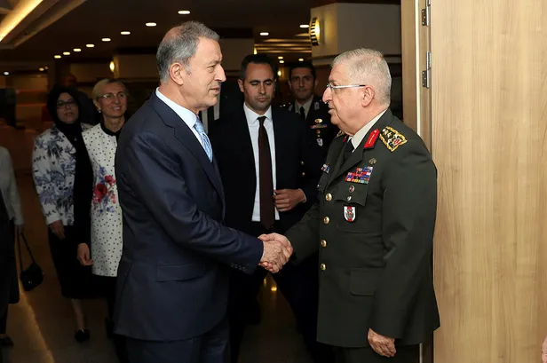 Akar ve komutanlar gazilerle iftarda buluştu-5