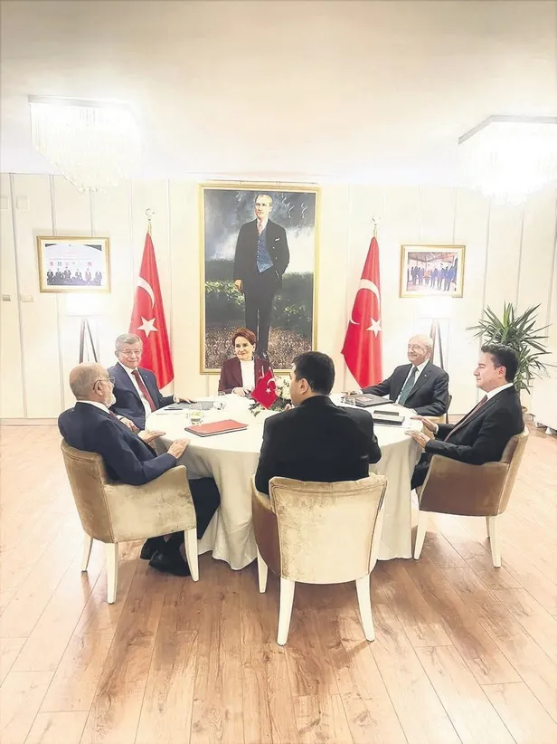 kendisinden-ayrilmak-isteyen-ayrilmak-isteyen-sevgilisini-gogsunden-3-el-ates-edip-katletti-1658874374882.jpeg Kendisinden ayrılmak isteyen ayrılmak isteyen sevgilisini göğsünden 3 el ateş edip katletti-10