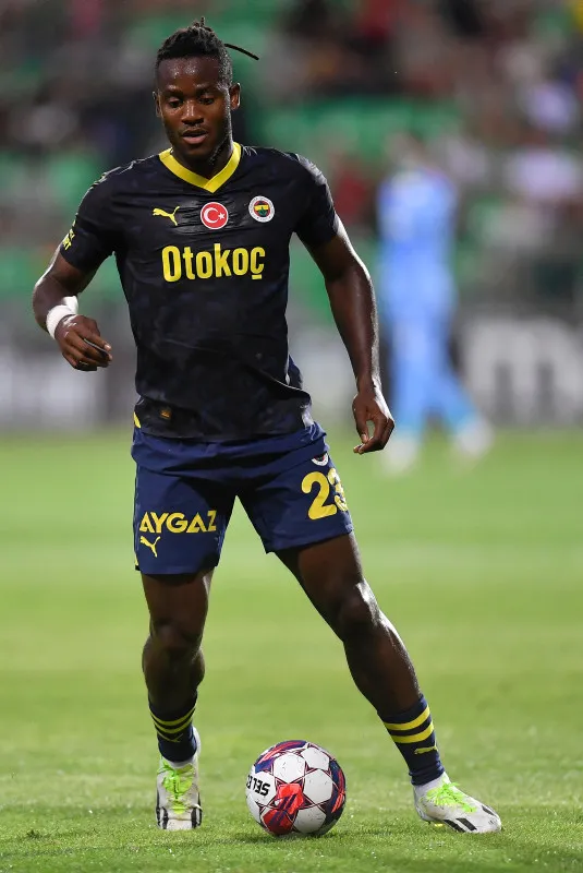 FENERBAHÇE TRANSFER HABERLERİ | Fenerbahçe'de ayrılık! Batshuayi'nin yeni adresini ve bonservisini duyurdular - 1