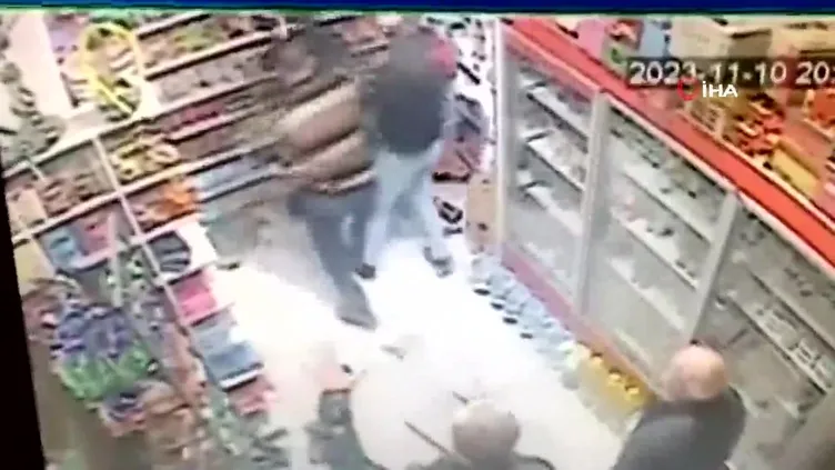 CHP'den ayrılan Vedat Kahriman'a "CHP’den neden istifa ettin" dayağı! Sopalarla dövdüler