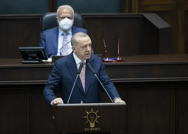 son-dakika-baskan-recep-tayyip-erdogandan-kemal-kilicdarogluna-katarli-ogrencilere-sinavsiz-universite-tepkisi-1625049057569.jpg SON DAKİKA: Başkan Recep Tayyip Erdoğan'dan Kemal Kılıçdaroğlu'na 'Katarlı öğrencilere sınavsız üniversite' tepkisi:-2