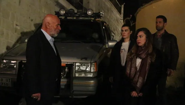 Aşk ve Mavi 77. bölüm izle | Aşk ve Mavi izle