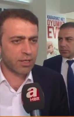 İzmir'de 44 kişi daha CHP'den AK Parti'ye geçti