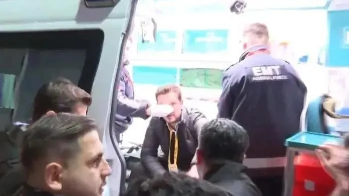 mac-sonrasi-a-spor-muhabiri-emre-kaplana-saldirmisti-pfdk-sezgin-gulnarin-cezasini-acikladi-1730449227782.jpeg Galatasaray - Beşiktaş derbisi sonrası A Spor Muhabiri Emre Kaplan'a yumruklu saldırı (Takvim.com.tr)