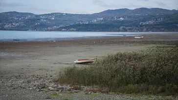 Sapanca Gölü alarm veriyor! Son 65 yılın en kurak döneminde tarihin en düşük seviyesi