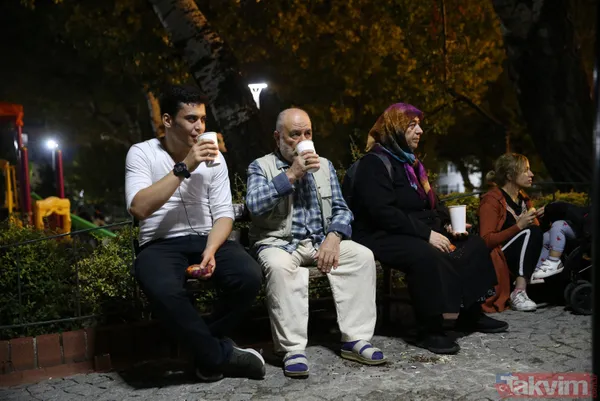 İstanbul'da 5.8'lik deprem sonrası milyonlar sokaklara akın etti! İşte İstanbul'dan kareler... - 19