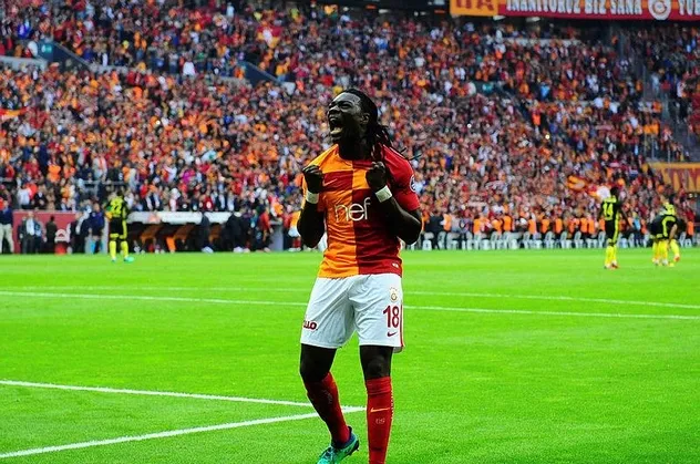 Gomis'ten Galatasaray'a transfer sinyali: Dönmeye hazırım