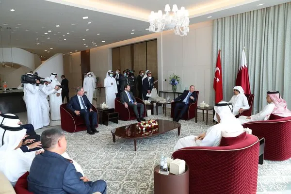hazine-ve-maliye-bakani-berat-albayraktan-katar-ziyaretine-iliskin-aciklama-1593726952574.jpeg