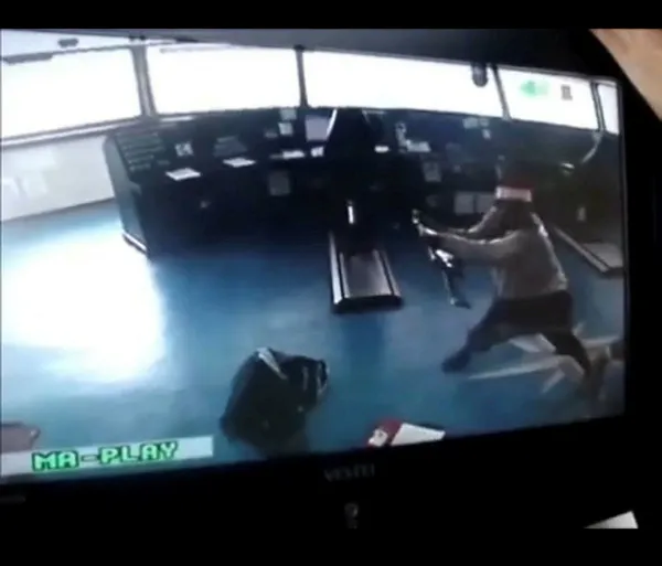 Türk gemisine yapılan saldırıda kaçırılan Ünsal Dilsiz son sözleri: Korsan bölgesinden geçiyoruz endişeliyiz - 2