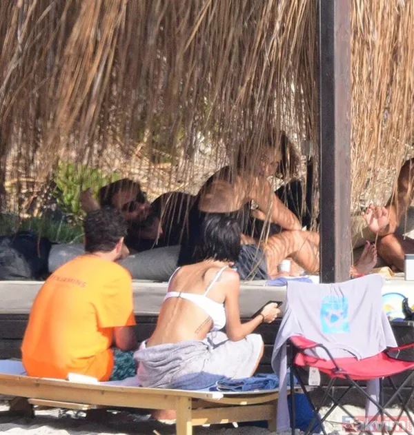 'Dünyanın en güzel şeylerinden biri' Burcu Özberk hem coştu hem de gösterdi! İlhan Şen'in öve öve bitiremediği Burcu Özberk... - 37