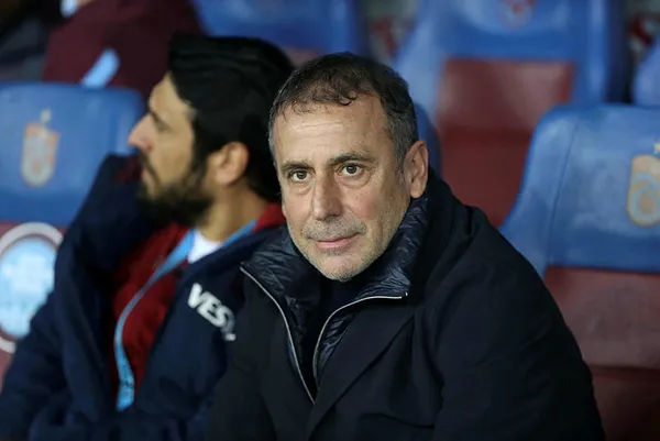trabzonspor-teknik-direktoru-abdullah-avci-fatih-terimin-rekorunu-kirabilir-1644840925506.jpg Trabzonspor Teknik Direktörü Abdullah Avcı, Fatih Terim'in rekorunu kırabilir-2