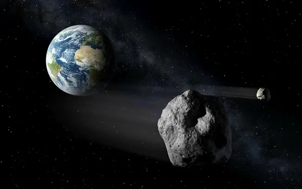 nasa-acikladi-bir-futbol-sahasi-buyuklugunde-asteroid-hizla-dunyaya-yaklasiyor-1617653408898.jpeg NASA açıkladı: Bir futbol sahası büyüklüğünde asteroid hızla dünyaya yaklaşıyor-3