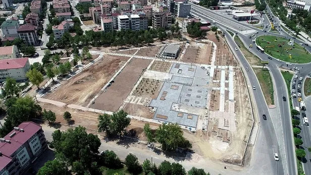 Bombalanan emniyet binası "millet bahçesi"ne dönüşüyor-2