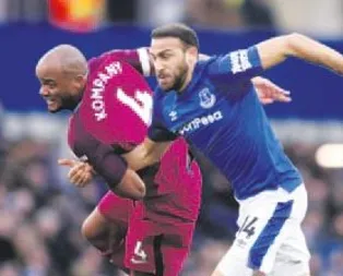 Cenk Tosun ödüle aday