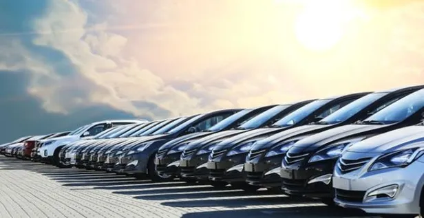 eylul-gelmeden-otomobil-fiyatlari-degisti-liste-guncellendi-729900-tlye-dustu-volkswagen-renault-ford-hyundai-1693216574843.jpg