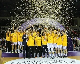 Kupa Yakın Doğu Üniversitesi’nin