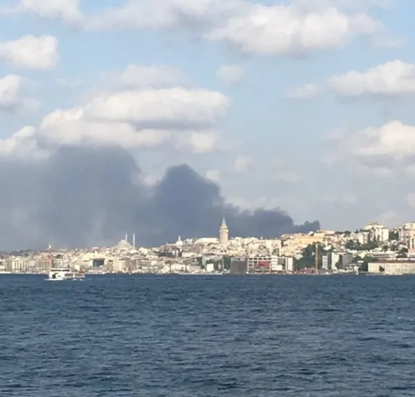 İstanbul'da iplik fabrikasında yangın-3