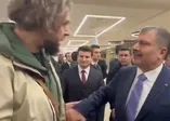 Portekiz'den gelen vatandaş Çam ve Sakura Şehir Hastanesi'nde Bakan Koca'ya sarılıp dua etti