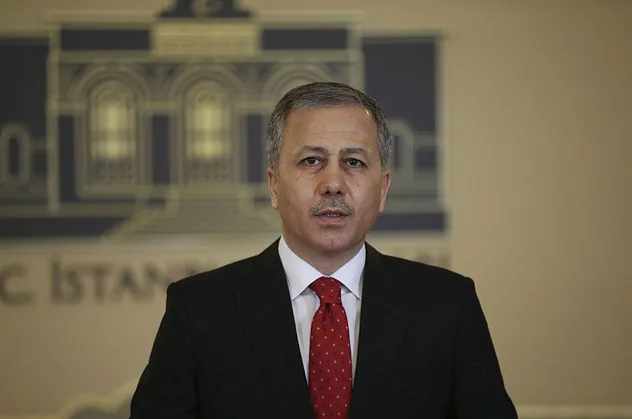 İstanbul Valisi Yerlikaya'dan koronavirüse karşı "48 saat hiç çıkma" çağrısı