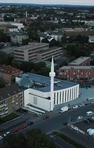 Son dakika: Almanya'da camilere üst üste bomba ihbarları