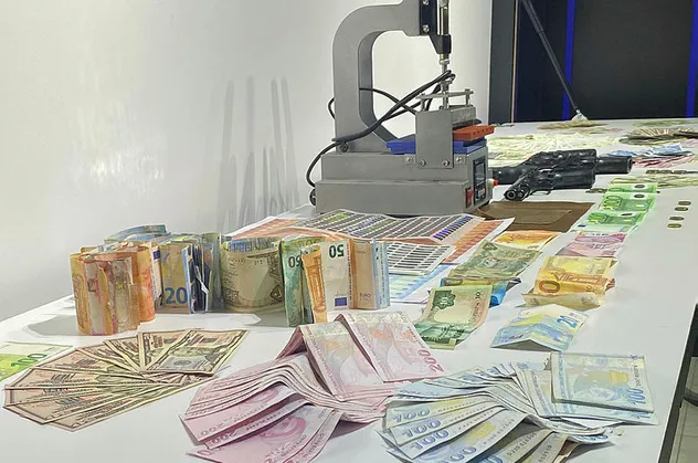 Ankara merkezli 20 ilde sahte para operasyonu! Kod adı: Benjamin! Örgüt lideri kendisini bakın nasıl tanıtmış