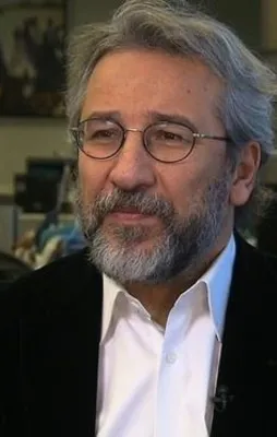Alçak Dündar İslam'a hakaret etti