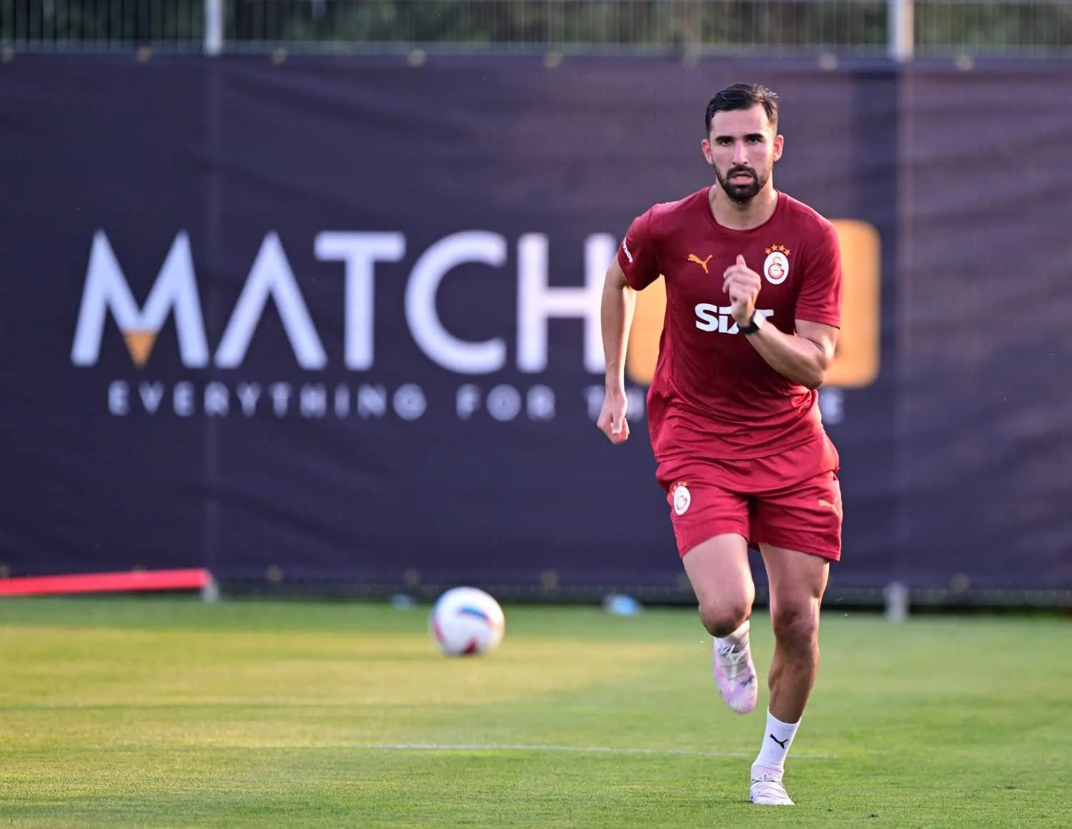 Fenerbahçe Galatasaray'ın eski futbolcusunu istiyor! Transferde dev sürpriz - 22