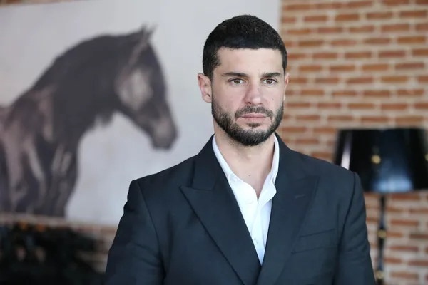 bir-kucuk-gun-isigi-25-bolum-2-fragmani-yurekleri-agza-getirdi-kimsenin-caninin-yanmasina-gerek-yok-1678463582510.jpg Bir Küçük Gün Işığı 25. bölüm 2. fragmanı yürekleri ağza getirdi: “Kimsenin canının yanmasına gerek yok!”-4