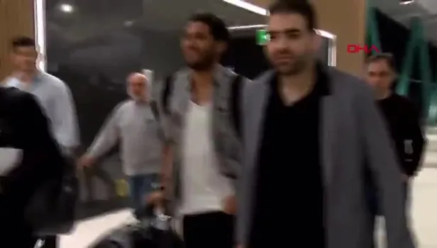 Beşiktaş'ın yeni transferi Mohamed Elneny İstanbul'da! İşte ilk görüntüler...