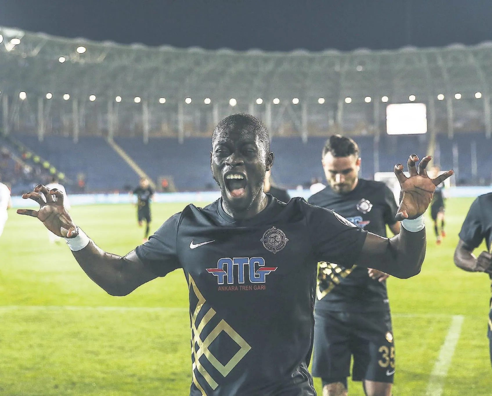Son Aslan Badou Ndiaye