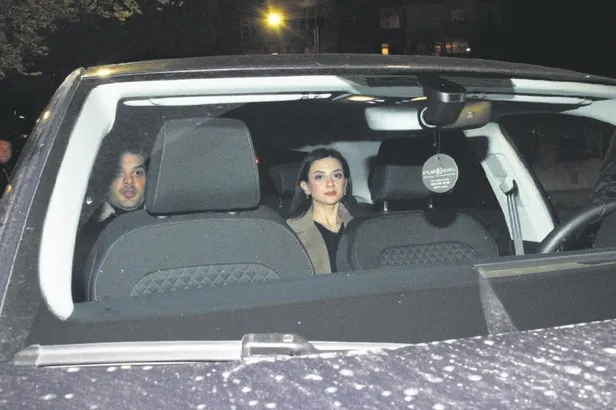 Şarkıcı Sinan Akçıl çadır kent ziyaretleri sırasında Rabia teyzeden evlilik duası aldı-6