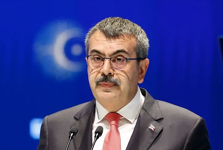 Mezuniyet balosu açıklaması