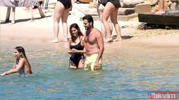 Leoparlı bikinisi ve sıfır makyajlı Burcu Özberk'in yüzü gülüyor... - 16