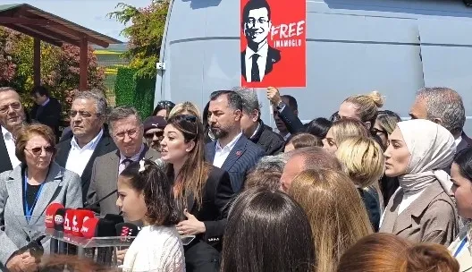tuba-torun-erdogdunun-savas-ilanidir-sozlerine-inceleme-1777725201104.jpeg Aykut Erdoğdu’nun eşi ve avukatı Tuba Torun Erdoğdu’nun “savaş ilanıdır” sözlerine savcılık incelemesi-5